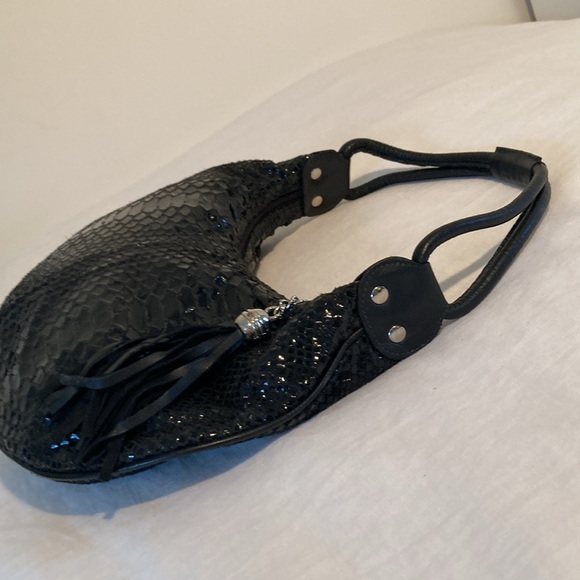 Miss Mak Couture designs hobo snakeskin tassel bag - Picture 5 of 16